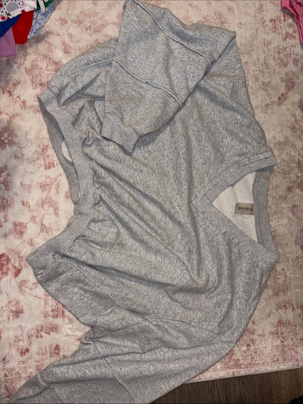 Altar'd State Heather Gray Pullover Top
